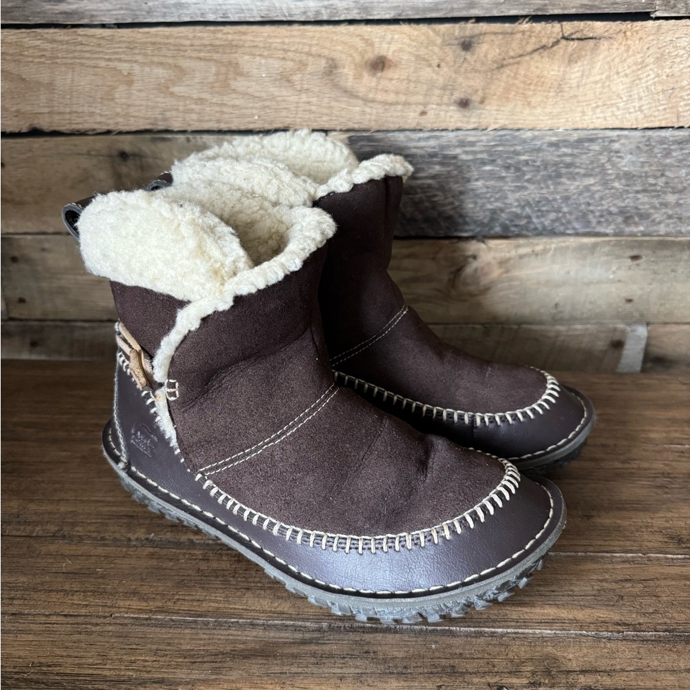 Sorel Brown Ankle Boots with Cream Lining